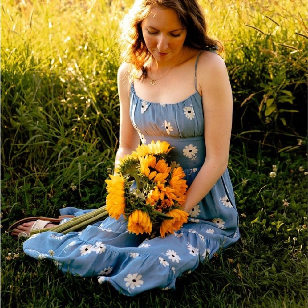 Reformation Kealy Tiered Midi Dress Chelsea Girl Blue Daisy Floral - Picture 3 of 13